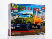1556AVD    -2,4 (52) AVD Models 1:43