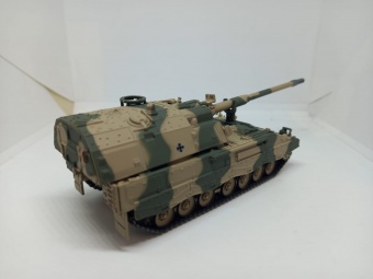    9 Panzerhaubitze 2000   